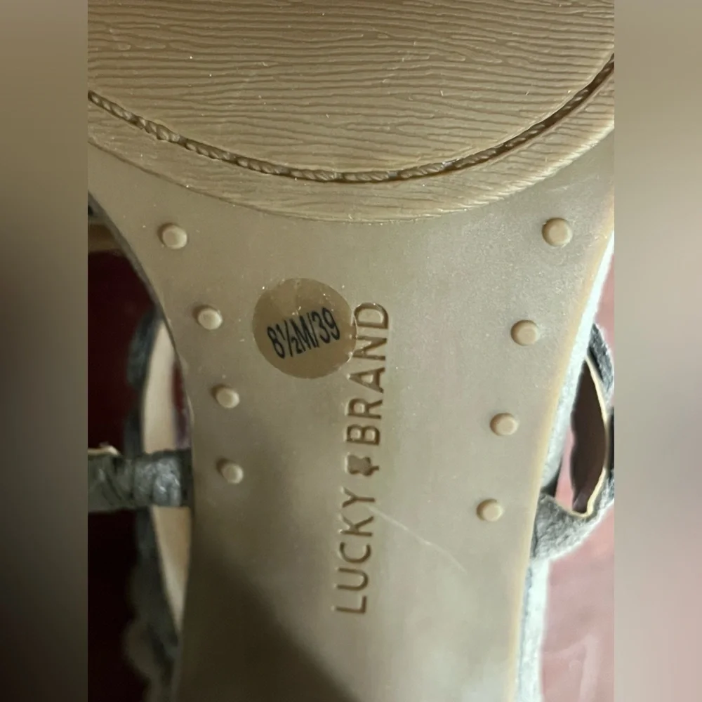 Lucky Brand LP Lameer Gray & Tan Platform Sandals, Size 8.5M